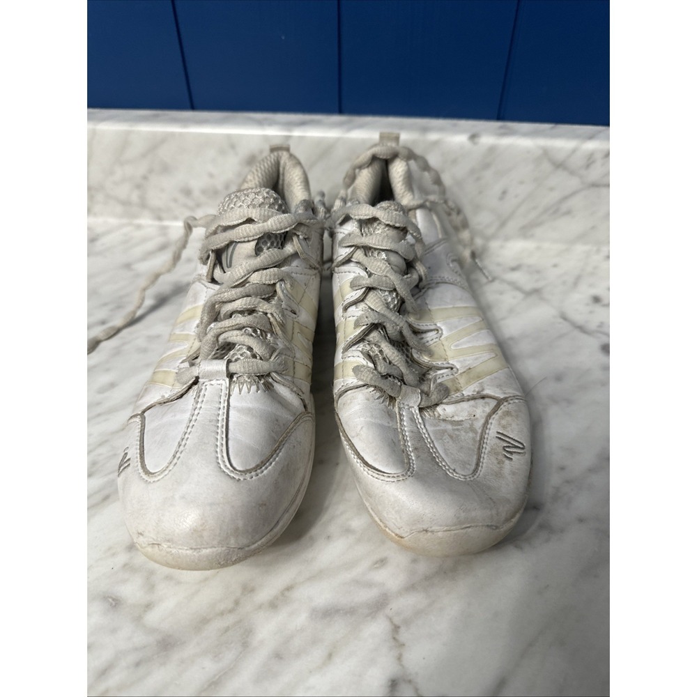 Varsity Tradition 100678 Cheer Shoes Size 4.5 - Picture 2 of 10